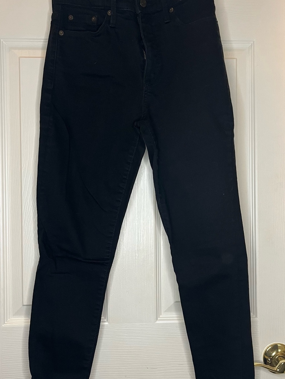 Banana Republic Women's petite Skinny Jeans in Black